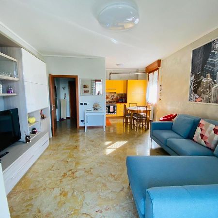 Myhouse Apartamento Sulzano Exterior foto